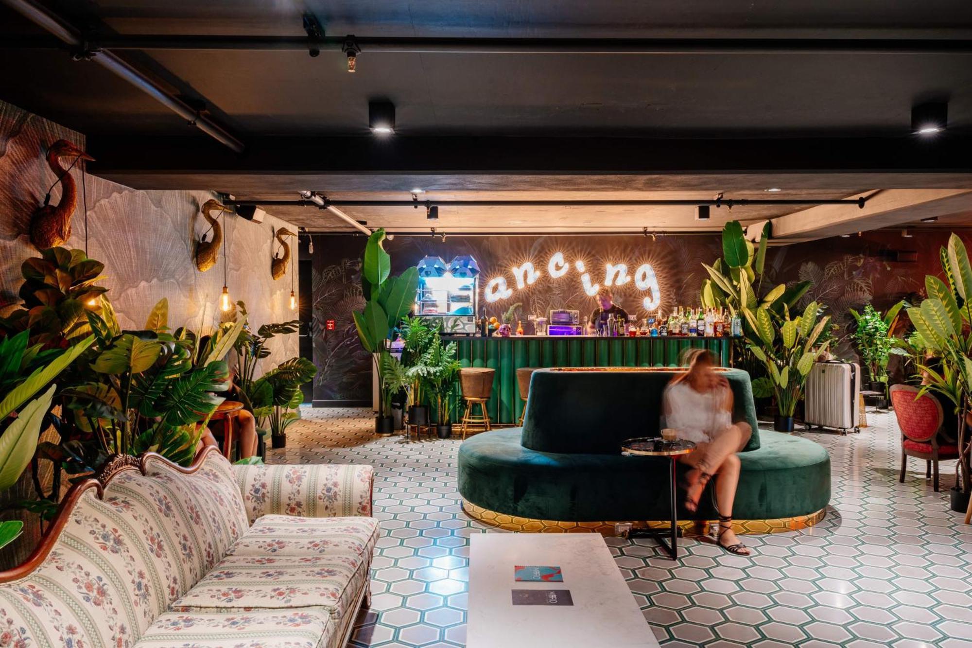 Firefly At 29, City Views And Wonderland Vibes! Hatillo  Екстериор снимка